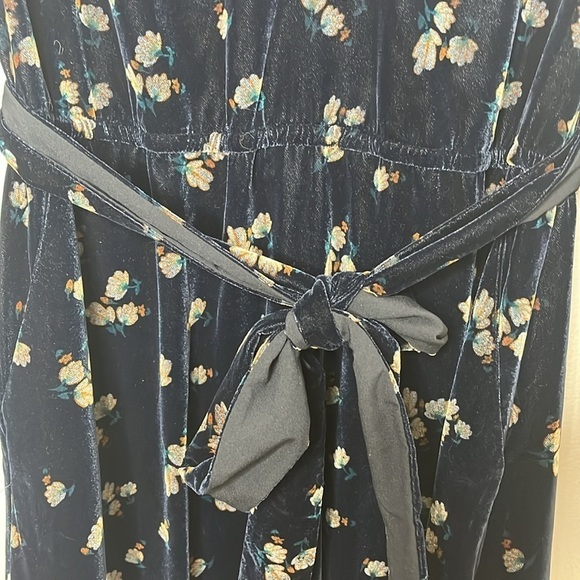 CAbi Decked Out Navy Floral Long Sleeve Dress Style 3875 Women's Size Medium - Picture 3 of 5